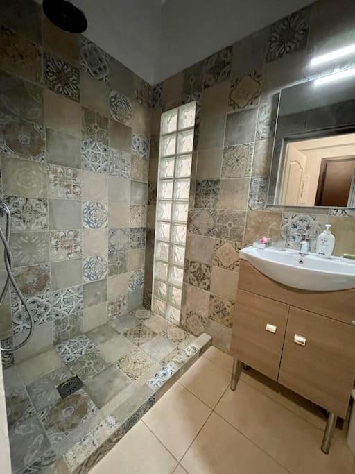 Kato Patisia Studio With Balcony Афины Экстерьер фото